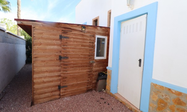 Resale - Freistehende Villa -
Hondón de las Nieves