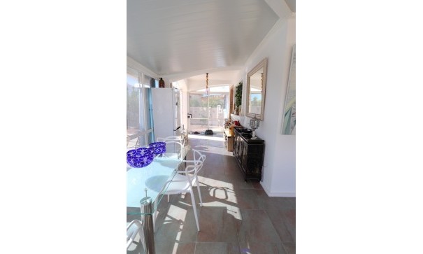 Resale - Freistehende Villa -
Hondón de las Nieves