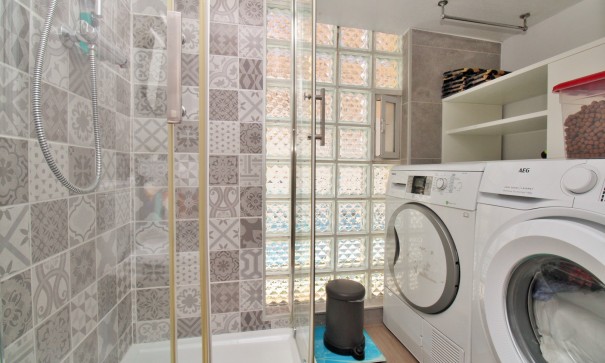 Resale - Stadthaus -
Villamartín