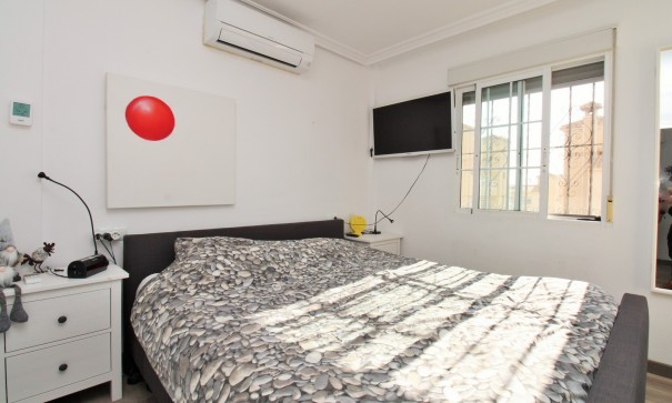 Resale - Stadthaus -
Villamartín