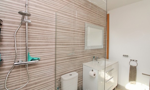 Resale - Stadthaus -
Villamartín