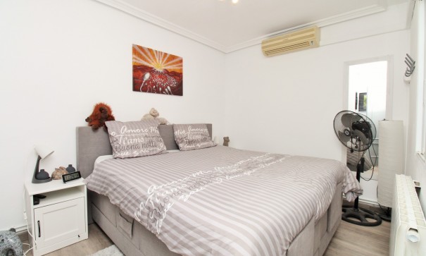 Resale - Stadthaus -
Villamartín