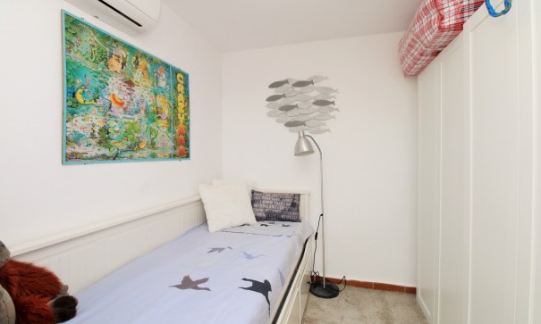 Resale - Stadthaus -
Villamartín