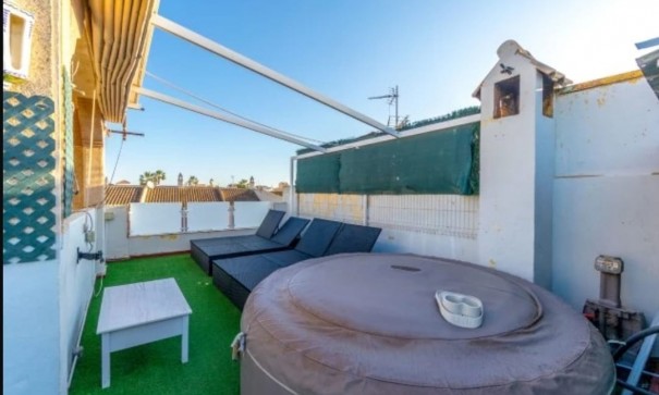 Sale - Town house -
Torrevieja - Torreblanca