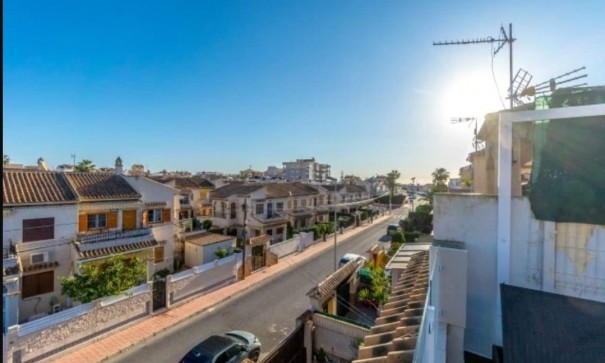 Sale - Town house -
Torrevieja - Torreblanca