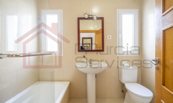 Sprzedaż - Willa wolnostojąca -
La Torre Golf Resort