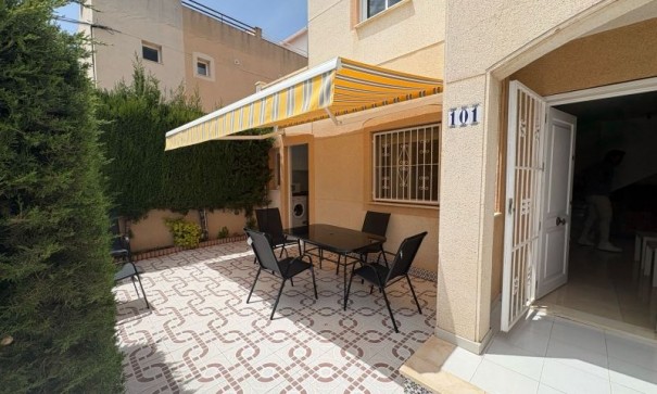 Sprzedaż - Apartament mieszkanie -
Torrevieja