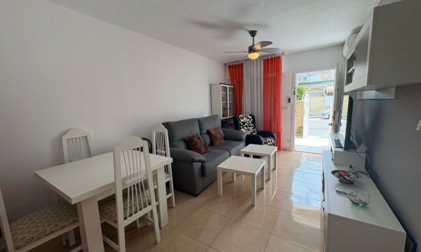 Sprzedaż - Apartament mieszkanie -
Torrevieja