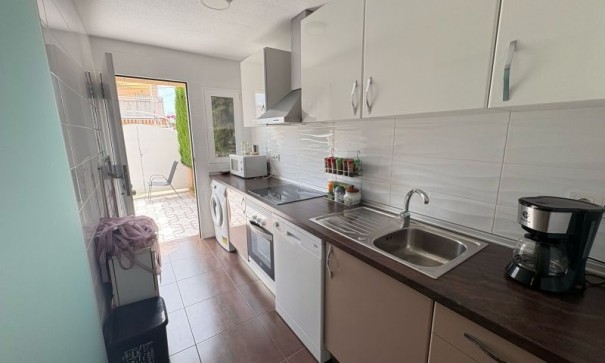 Sprzedaż - Apartament mieszkanie -
Torrevieja