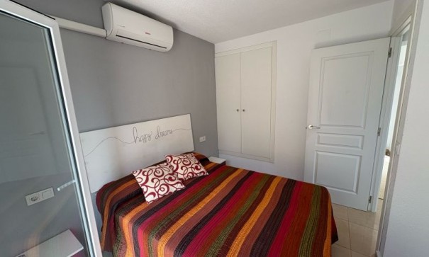 Sprzedaż - Apartament mieszkanie -
Torrevieja