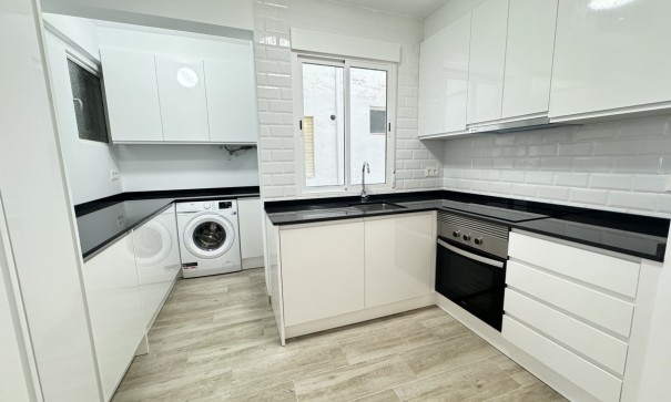 Venta - Apartamento piso -
Torrevieja