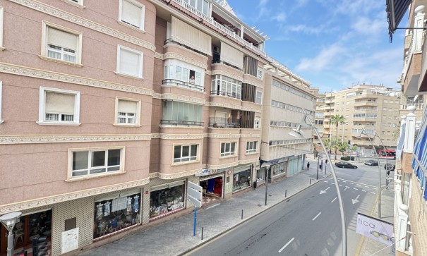 Venta - Apartamento piso -
Torrevieja