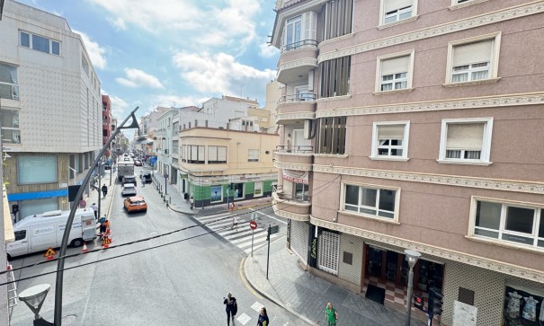 Venta - Apartamento piso -
Torrevieja