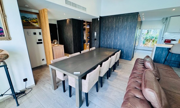 Venta - Chalet Independiente -
Algorfa