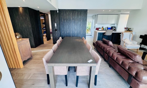 Venta - Chalet Independiente -
Algorfa