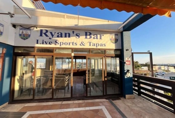 Revente - Commercial -
Orihuela Costa