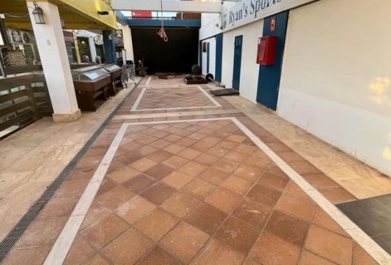Revente - Commercial -
Orihuela Costa
