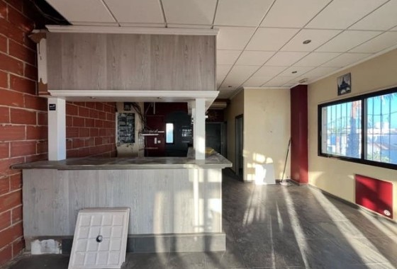 Revente - Commercial -
Orihuela Costa