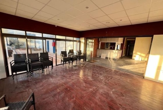 Revente - Commercial -
Orihuela Costa