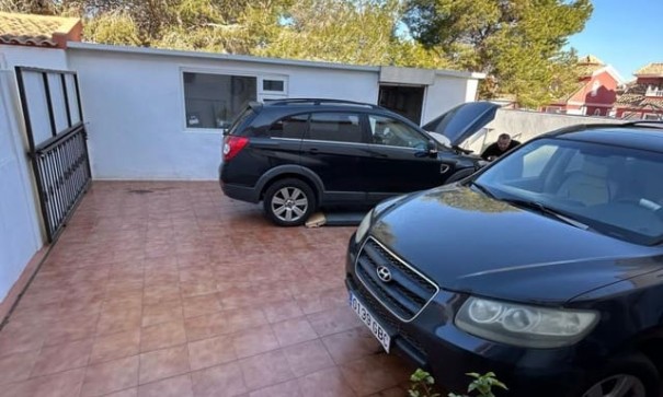 Sale - Semi Detached Villa -
Villamartín