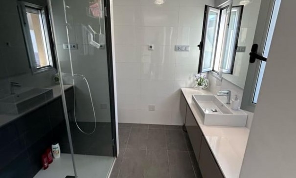 Sale - Detached Villa -
Torre de la Horadada