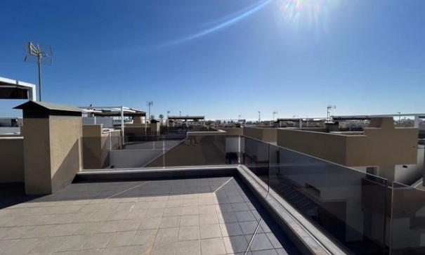 Sale - Detached Villa -
Torre de la Horadada