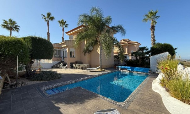 Revente - Villa Individuelle -
San Miguel de Salinas