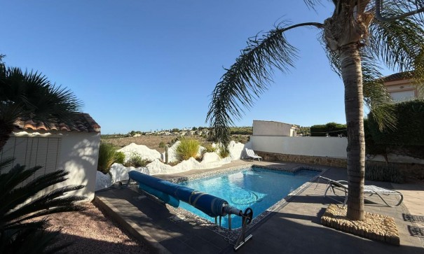 Revente - Villa Individuelle -
San Miguel de Salinas