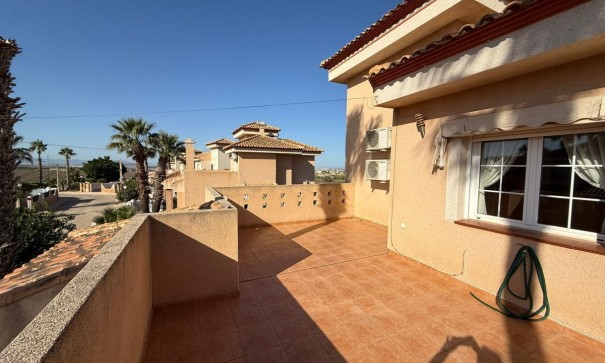 Revente - Villa Individuelle -
San Miguel de Salinas