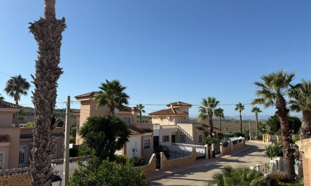 Revente - Villa Individuelle -
San Miguel de Salinas