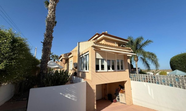 Revente - Villa Individuelle -
San Miguel de Salinas