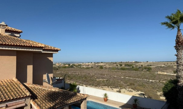 Revente - Villa Individuelle -
San Miguel de Salinas