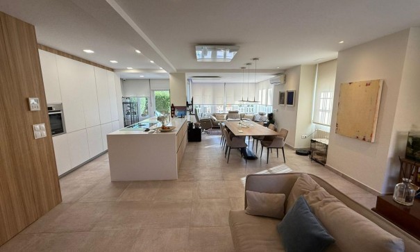 Revente - Villa Individuelle -
San Miguel de Salinas