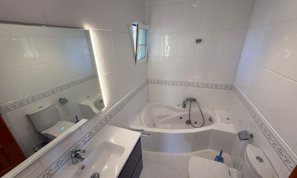 Revente - Villa Individuelle -
San Miguel de Salinas