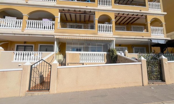 Sale - Apartment Flat -
Algorfa