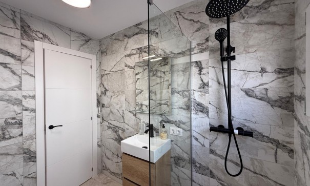 Sale - Apartment Flat -
Torrevieja - Playa del Cura