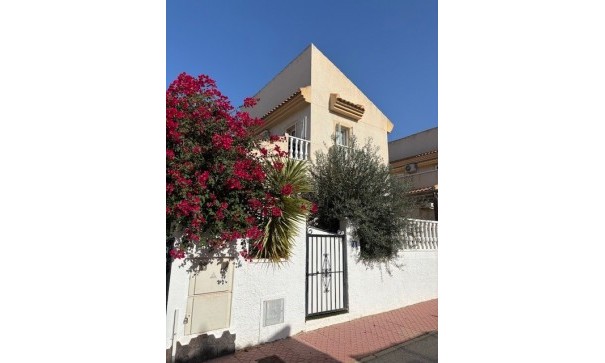 Sale - Detached Villa -
Ciudad Quesada - Rojales - Airstrip