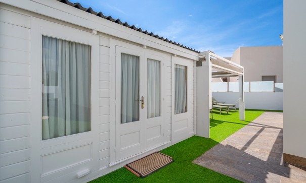 Herverkoop - Vrijstaande Villa -
Orihuela Costa - Pau 8*