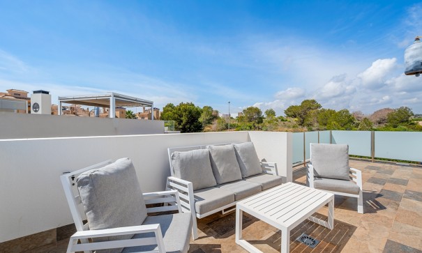 Herverkoop - Vrijstaande Villa -
Orihuela Costa - Pau 8*