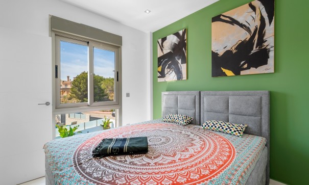 Herverkoop - Vrijstaande Villa -
Orihuela Costa - Pau 8*