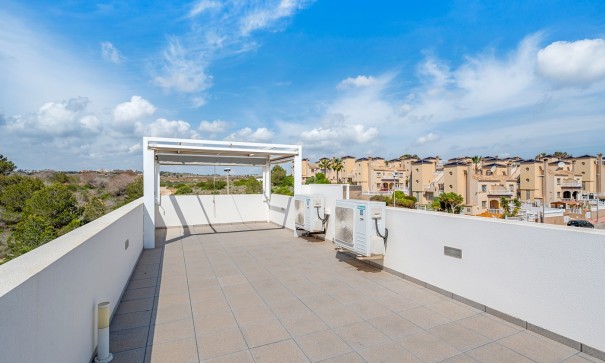 Herverkoop - Vrijstaande Villa -
Orihuela Costa - Pau 8*