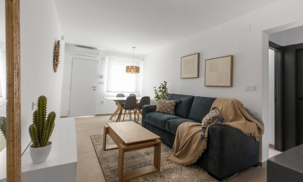 Apartment Flat - Long time Rental - Torrevieja -
                Zona los Frutales