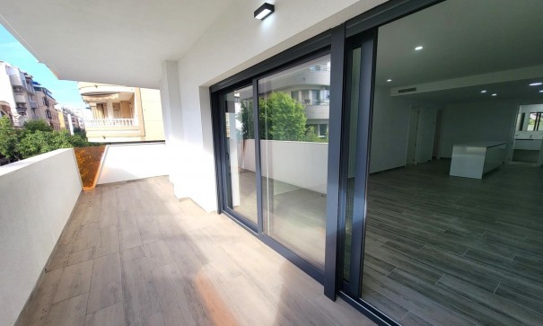 Revente - Appartement -
Torrevieja - Playa del Cura