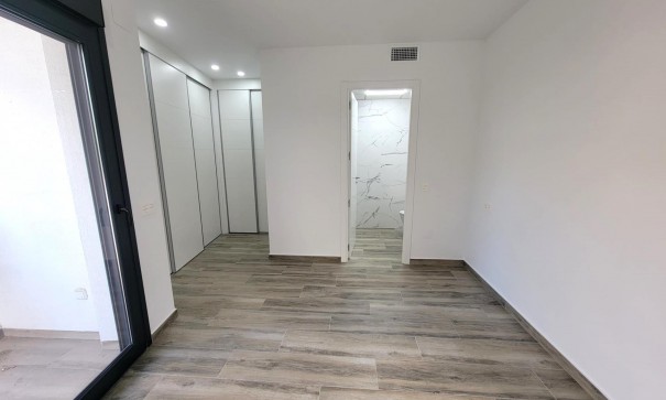 Revente - Appartement -
Torrevieja - Playa del Cura