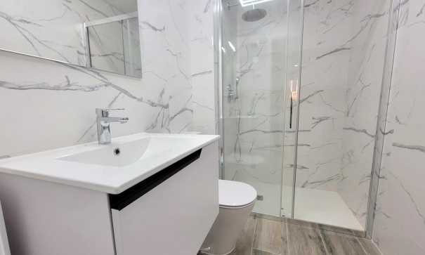 Revente - Appartement -
Torrevieja - Playa del Cura