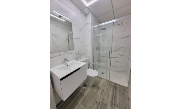 Revente - Appartement -
Torrevieja - Playa del Cura