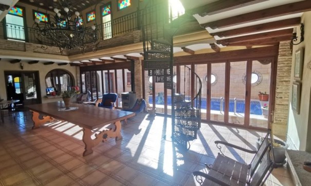 Videresalg - Fritliggende villa -
Orihuela