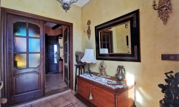 Videresalg - Fritliggende villa -
Orihuela