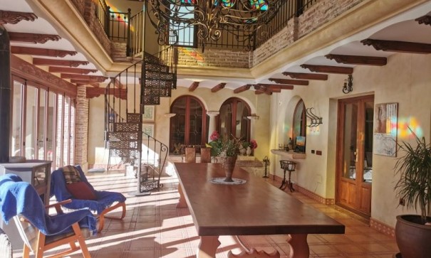 Videresalg - Fritliggende villa -
Orihuela