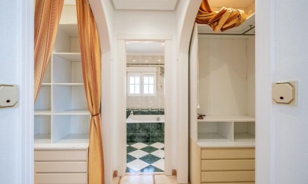 Revente - Villa Individuelle -
Torrevieja - El chaparral